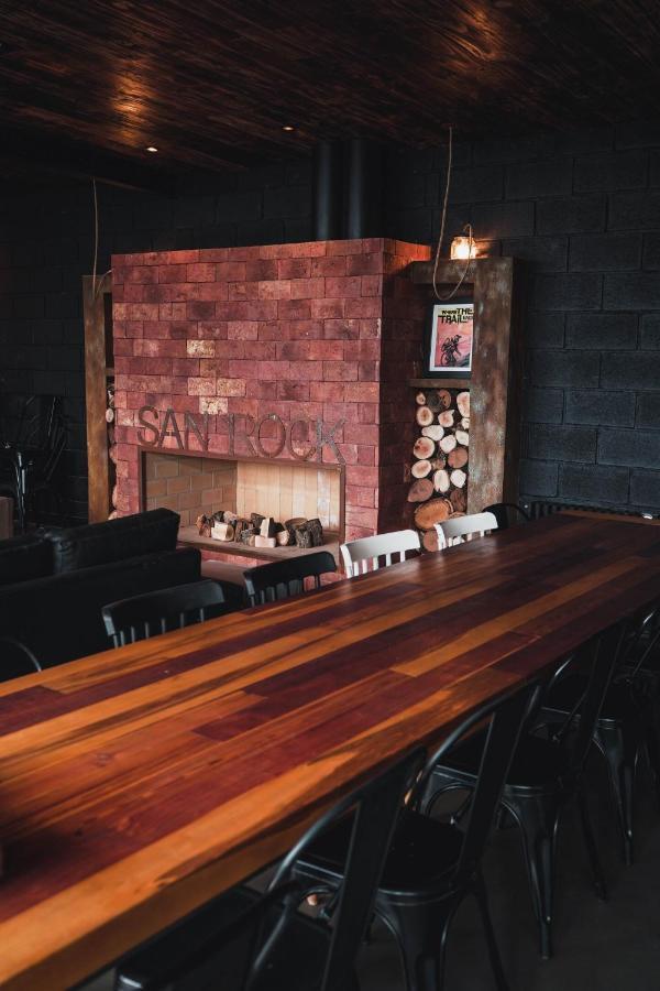 San Rock Hostel San Roque  エクステリア 写真